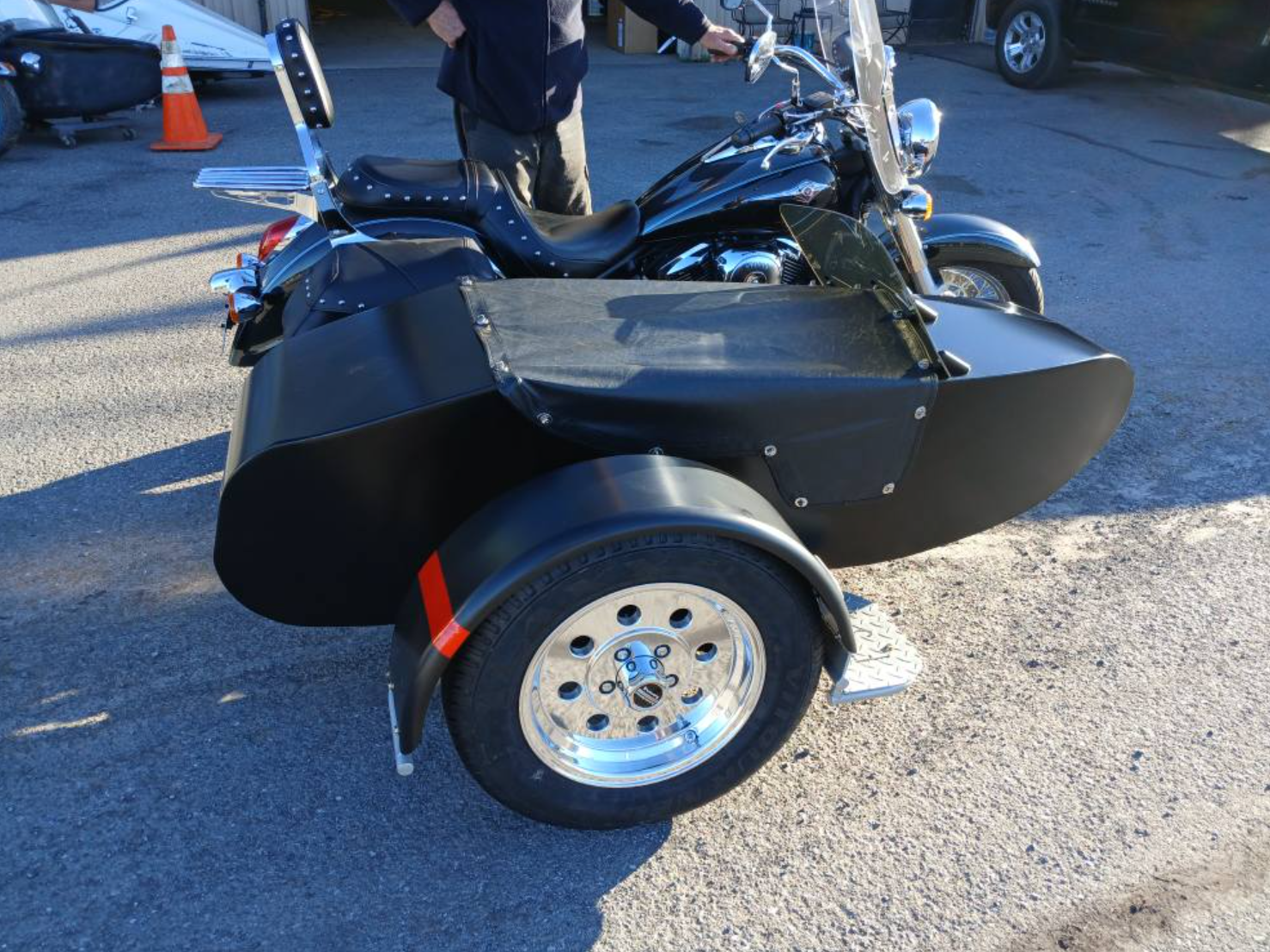 Black Mamba — custom FSC sidecar build