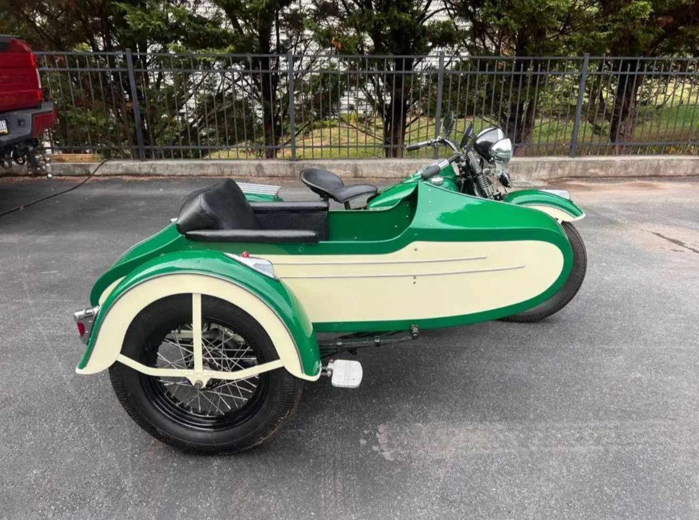 Green Tortoise — custom FSC sidecar build